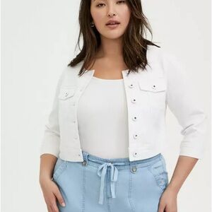 Stylish White Collarless Jean Jacket